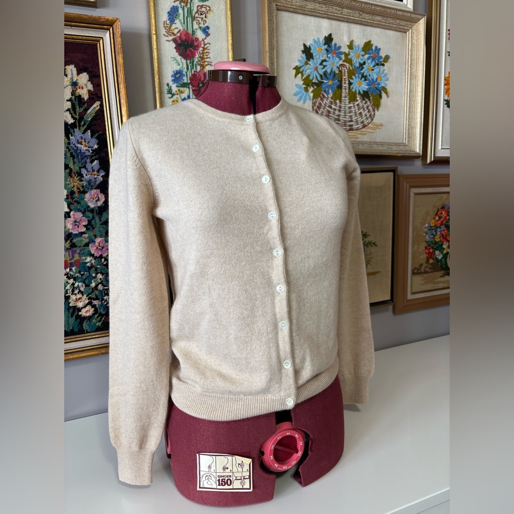 Black Goat Cashmere. Cream Cardigan Sweater cashmere